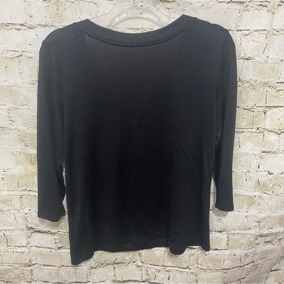 New York & Company Black V Neck Button Neck 3/4 Sleeve Top - Picture 4 of 6